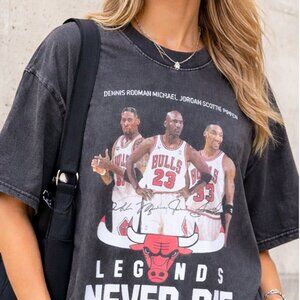 Vintage Style Chicago Bulls “Legends Never Die” Graphic T-Shirt